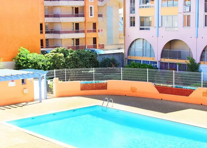 アパート T2 Avec Piscine, 4 Pers, Cap D'agde - Fr-1-607-54